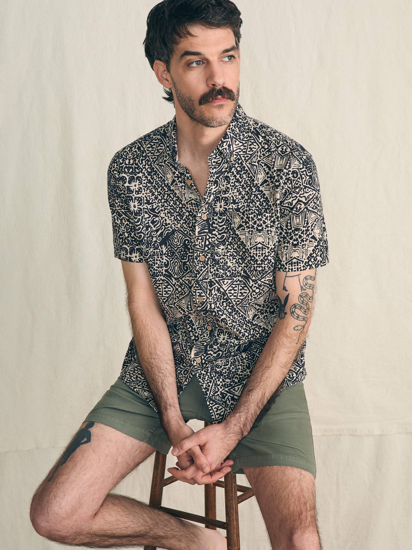 Short-Sleeve Breeze Shirt - Black Kaula