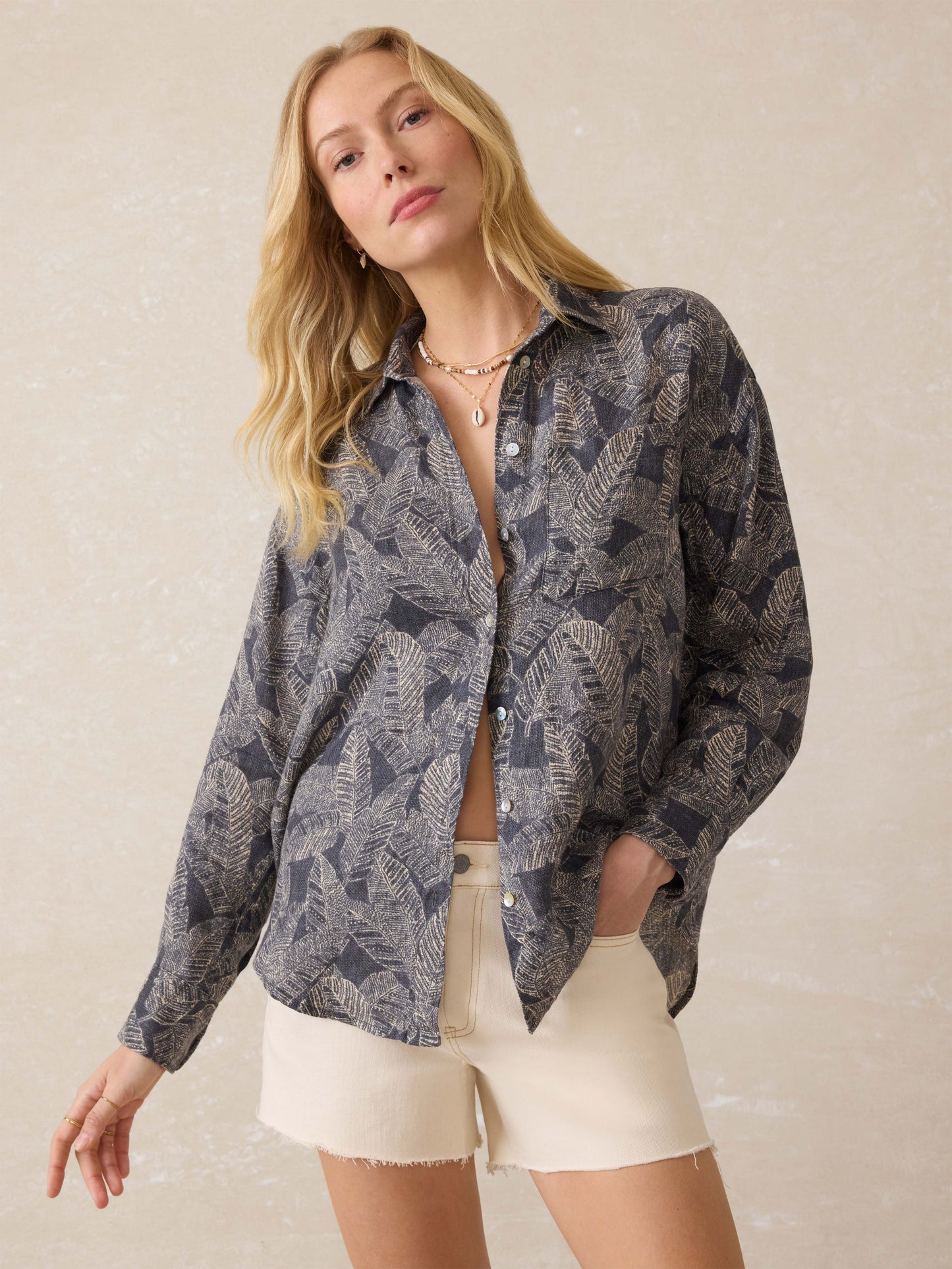 Palma Linen Relaxed Shirt - Charcoal Banana Leaf