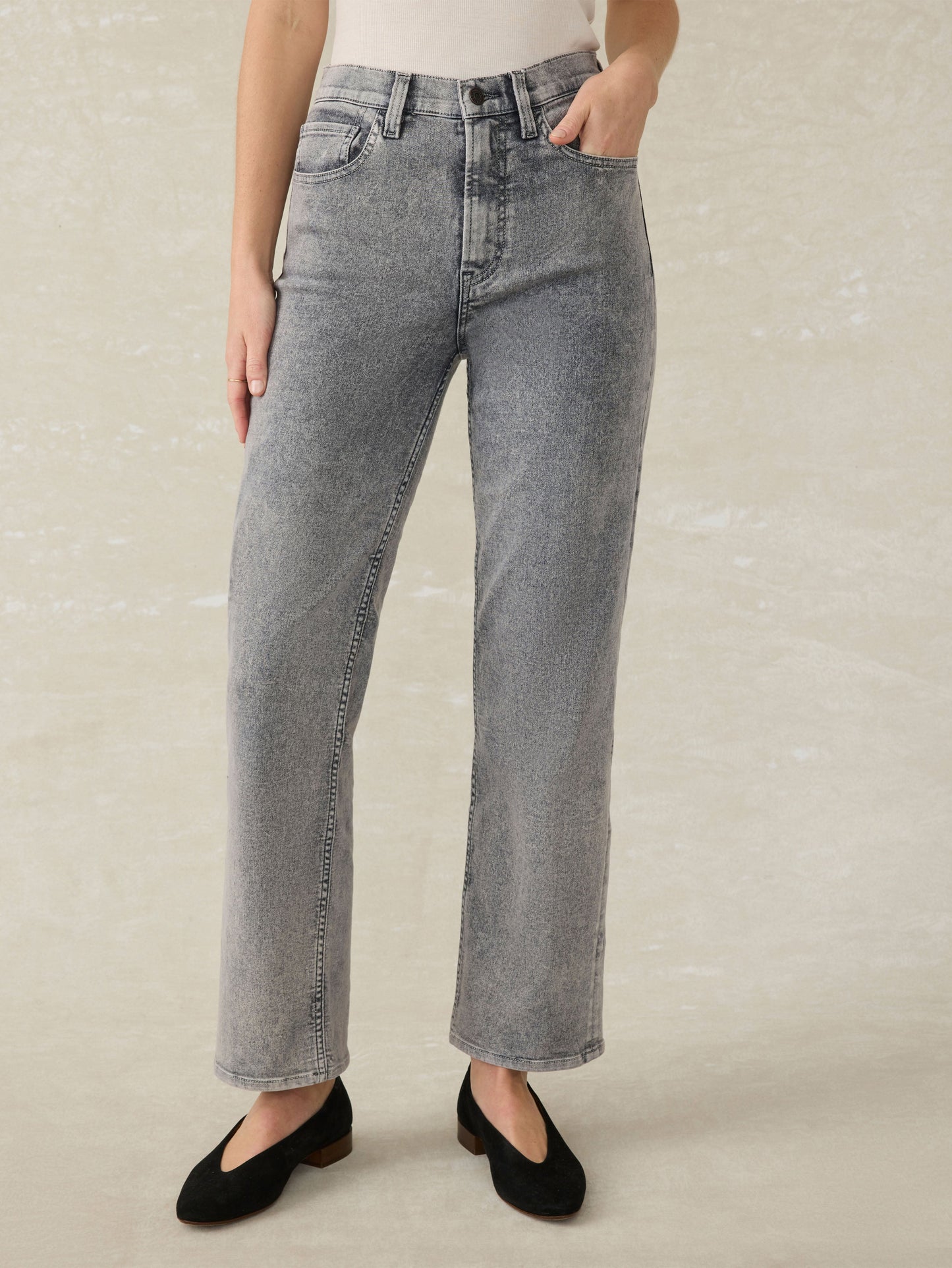 Slim Straight Sunwashed Denim - Washed Black