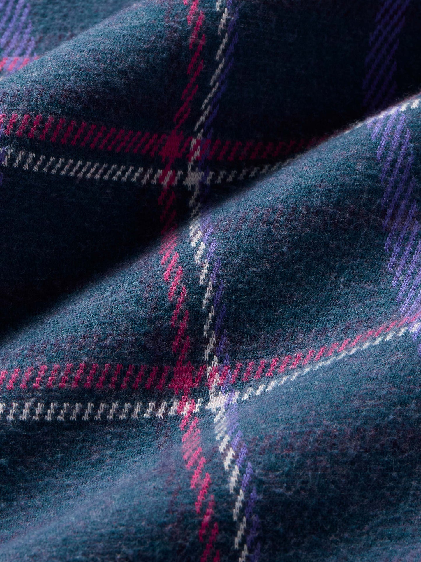 Legend High Pile Fleece Blanket - Northern Lights Plaid