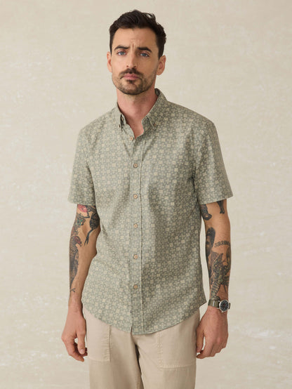 Short-Sleeve Breeze Shirt - Sundried Sage Emblem