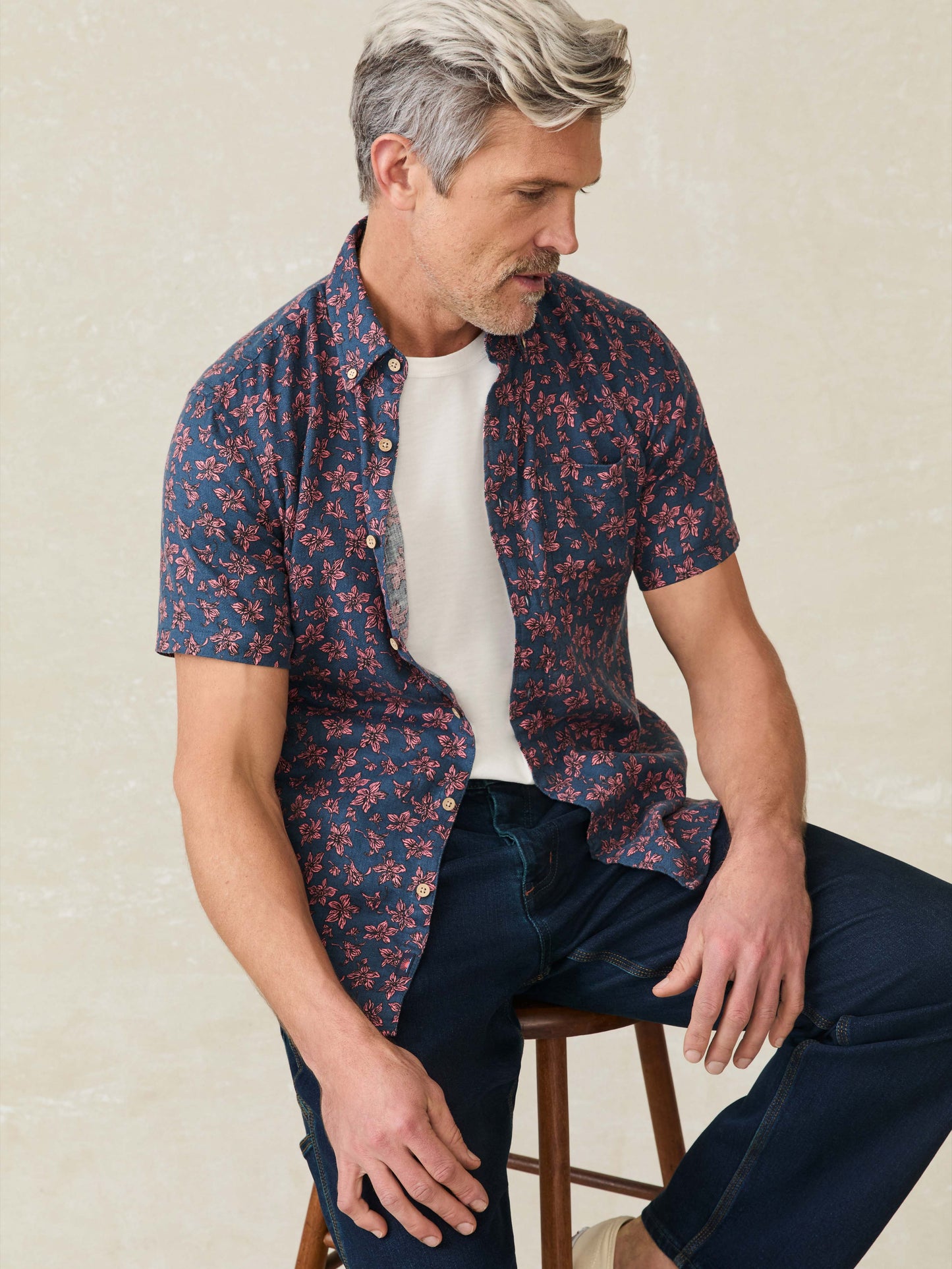 Short-Sleeve Breeze Shirt - Berry Navy Floral