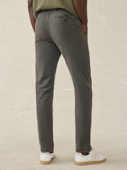 Coastline Stretch Chino - Faded Black